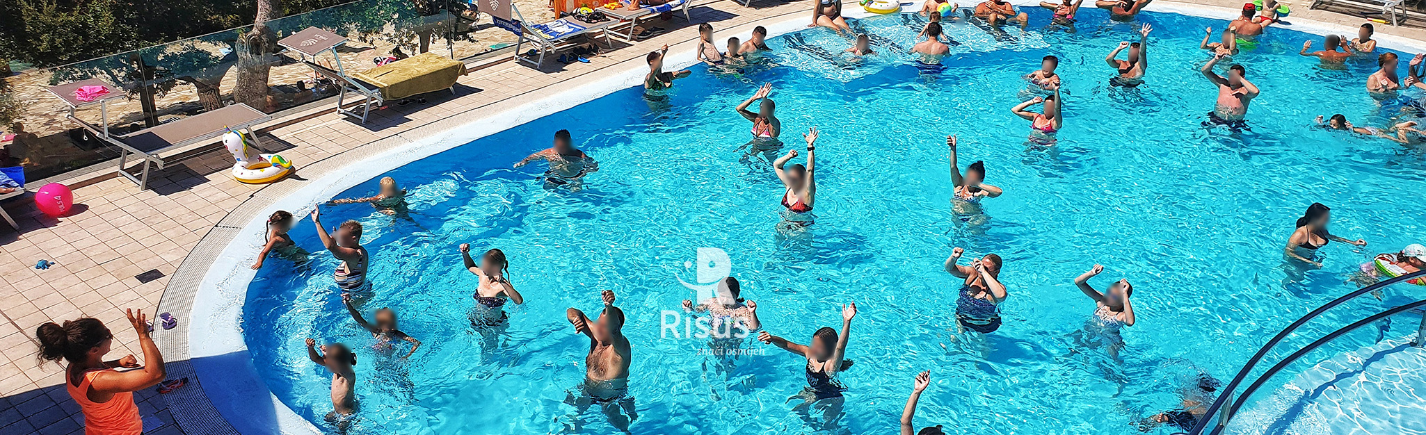 aqua aerobic hotel pinija risus animacija